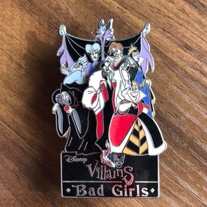 Disney pin- Villains Bad Girls
